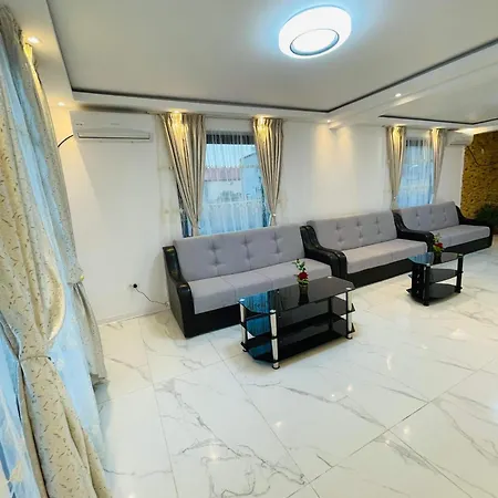 招待所 Sephora 艾福雷诺德